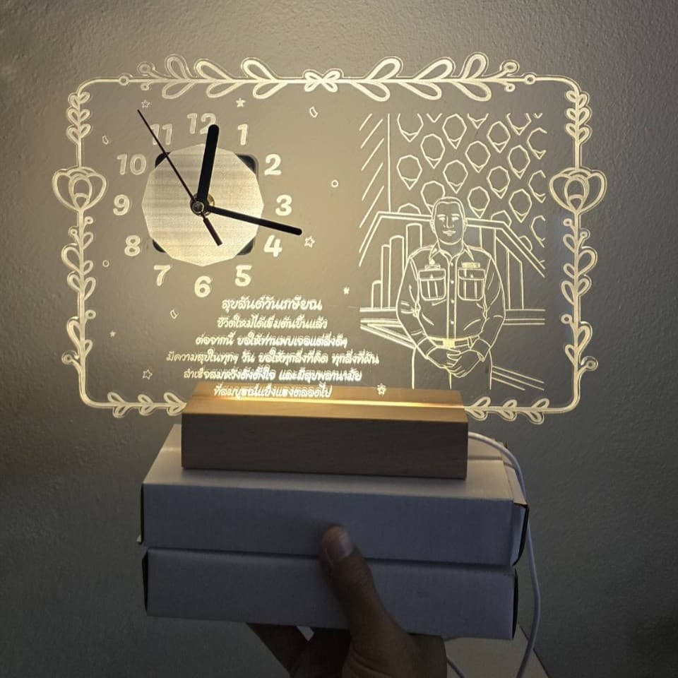 โคมไฟนาฬิกา พิมพ์ UV - ของขวัญพิมพ์ UV แกะสลักเลเซอร์ โอลด์แมน